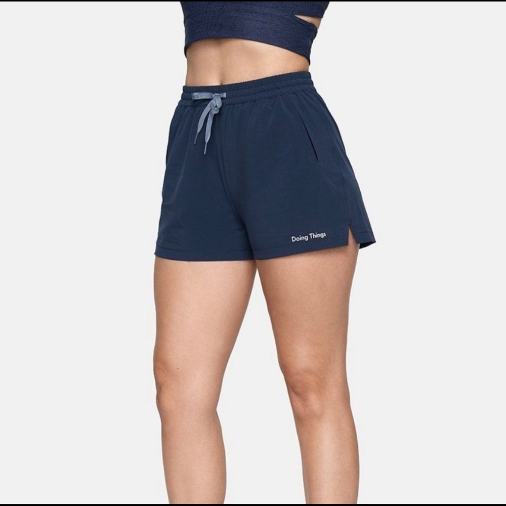 OUTDOOR VOICES Doing Things Shorts